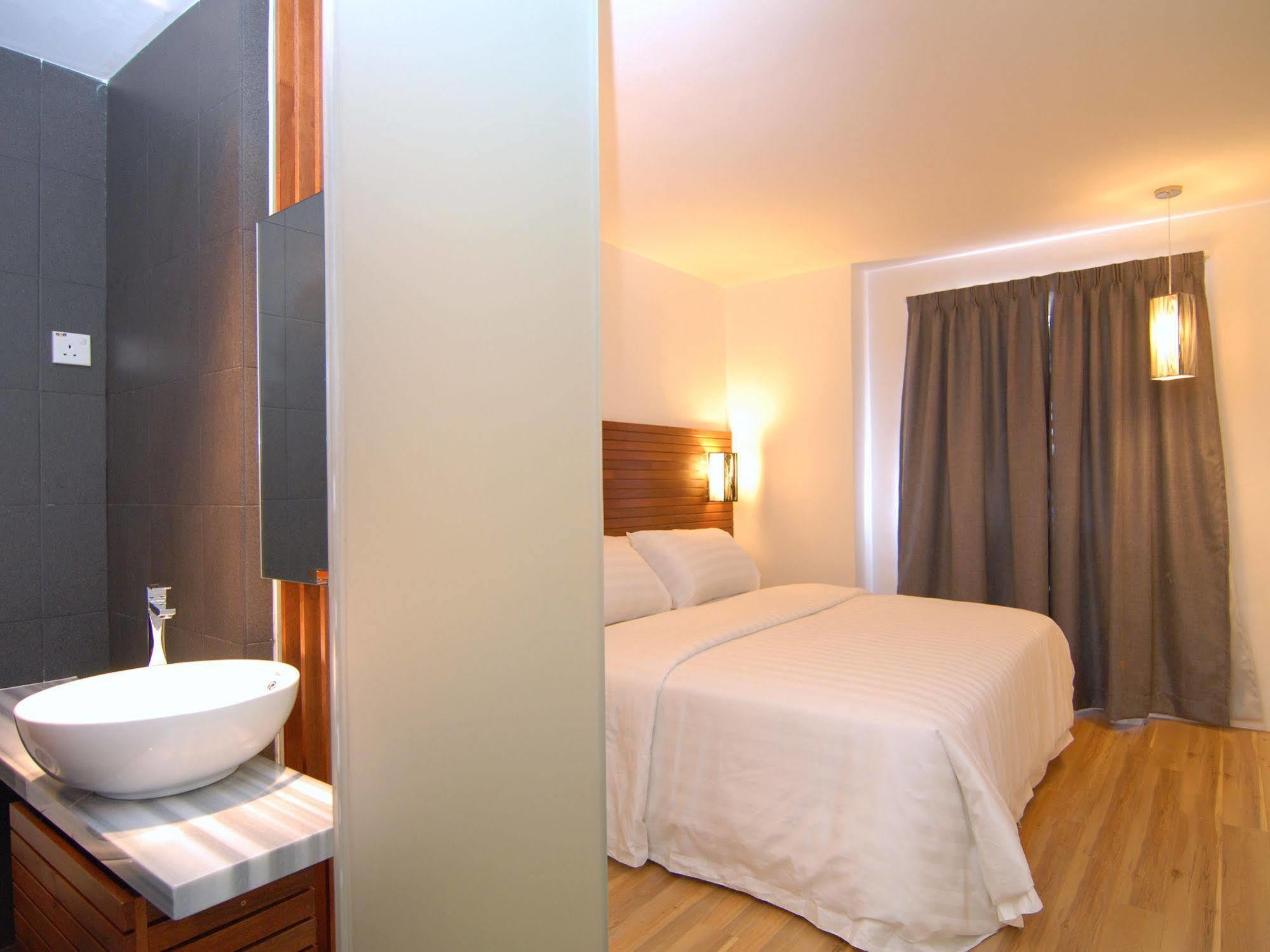 T Hotel Tandop Alor Setar Extérieur photo
